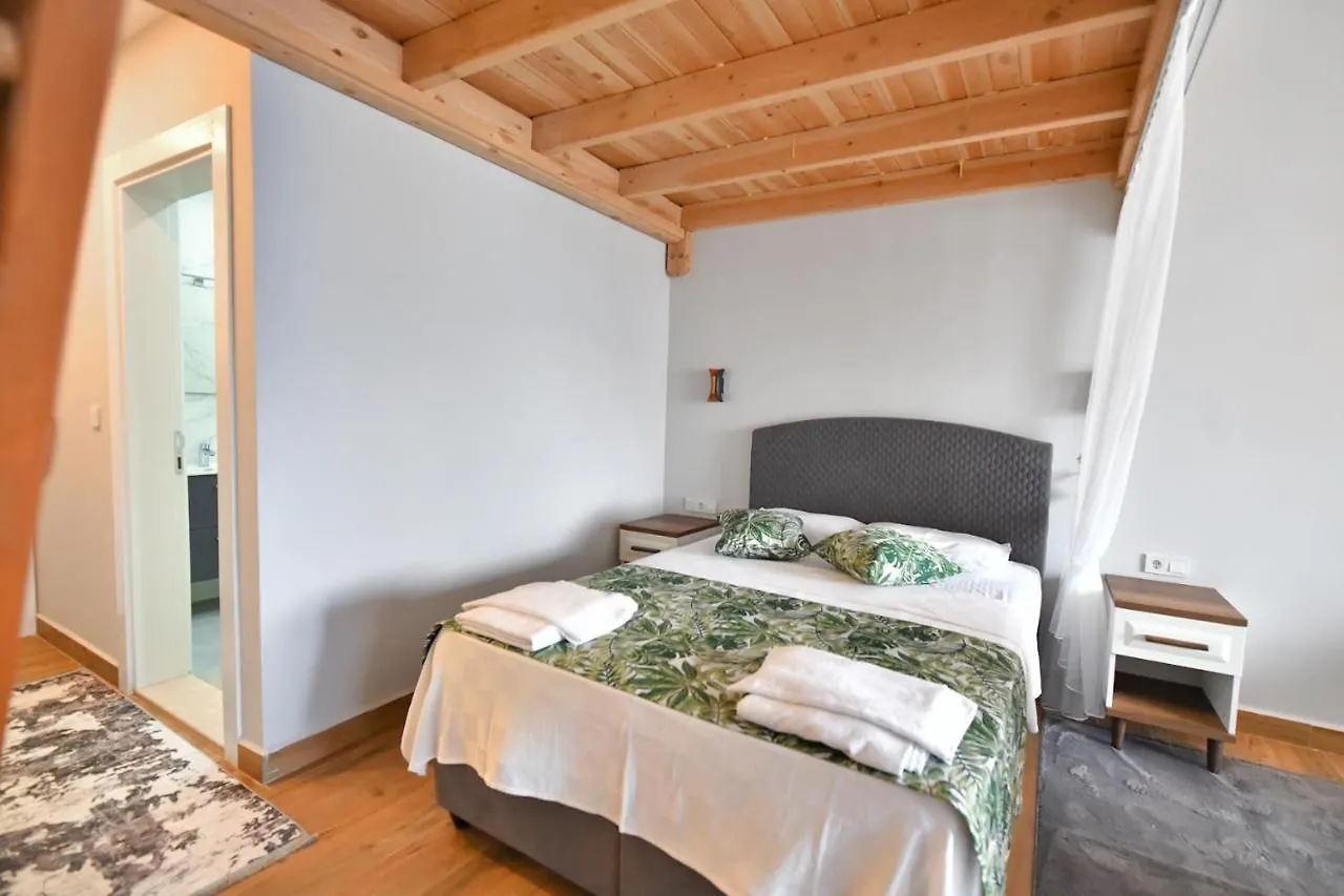 Apartmanhotel Red Moon Suites Fethiye Törökország